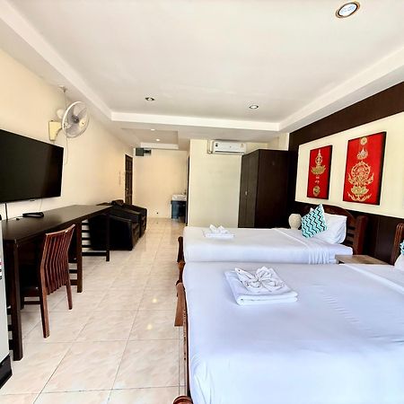 Thai Classic House Patong Buitenkant foto